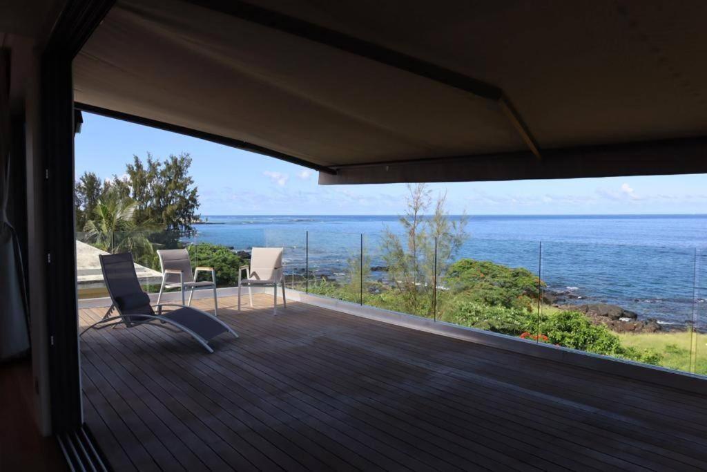 Oceans Luxury Oceanfront Apart Sunset View With Pool Leilighet Flic-en-Flacq Eksteriør bilde