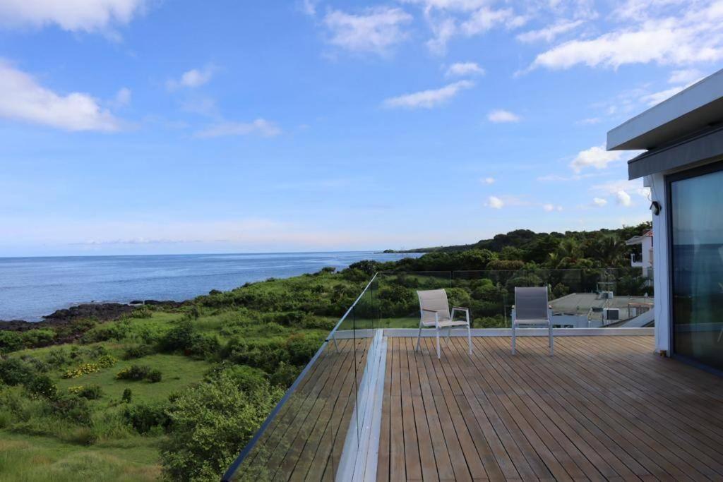 Oceans Luxury Oceanfront Apart Sunset View With Pool Leilighet Flic-en-Flacq Eksteriør bilde